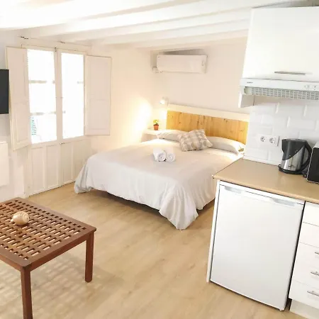 Loft In The Heart Of 아파트