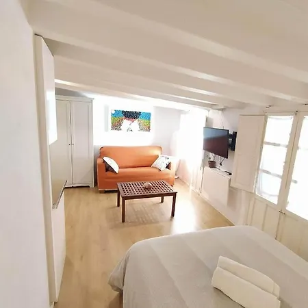Loft In The Heart Of 아파트 *
